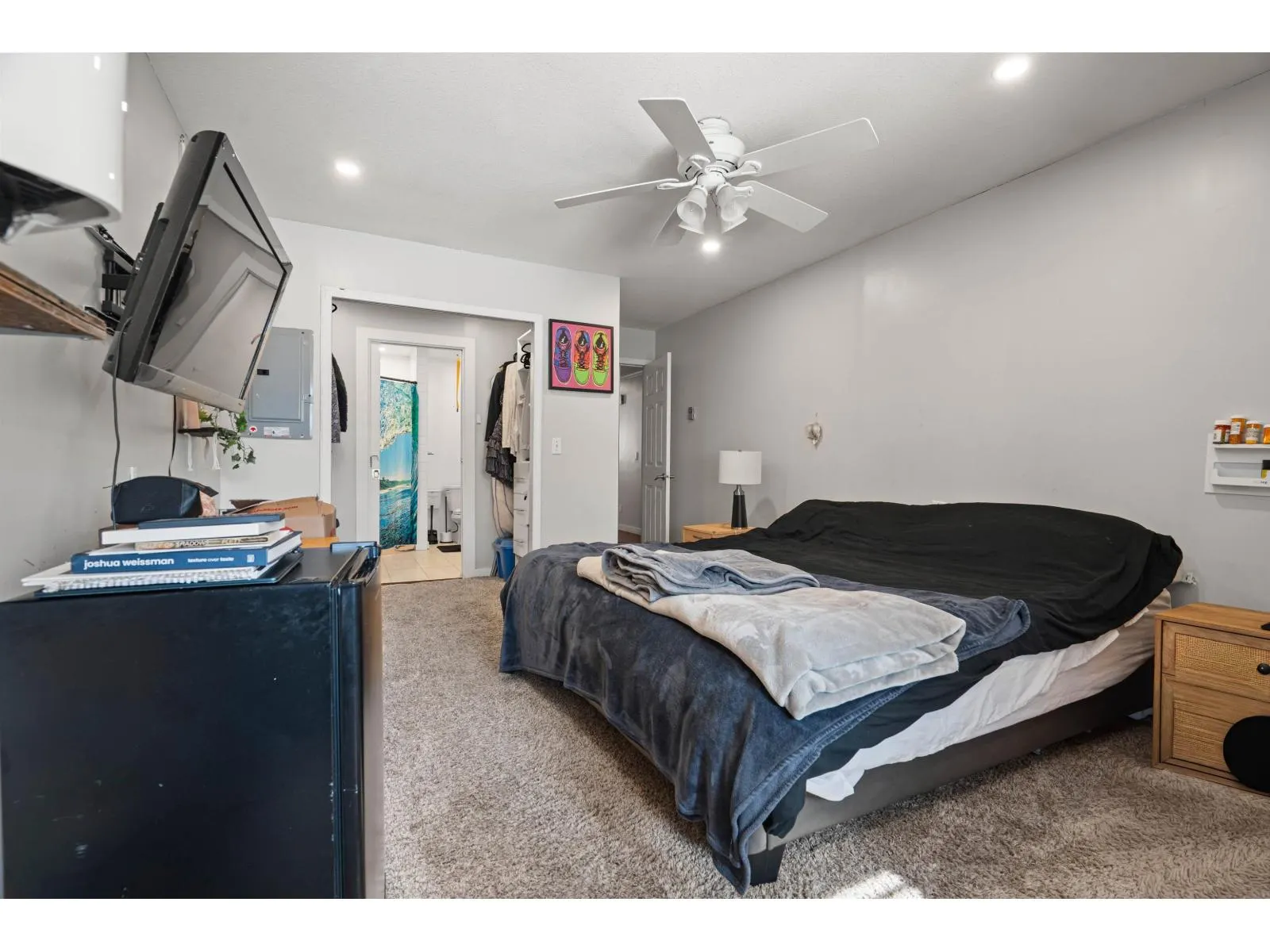 2751 SANDON DRIVE