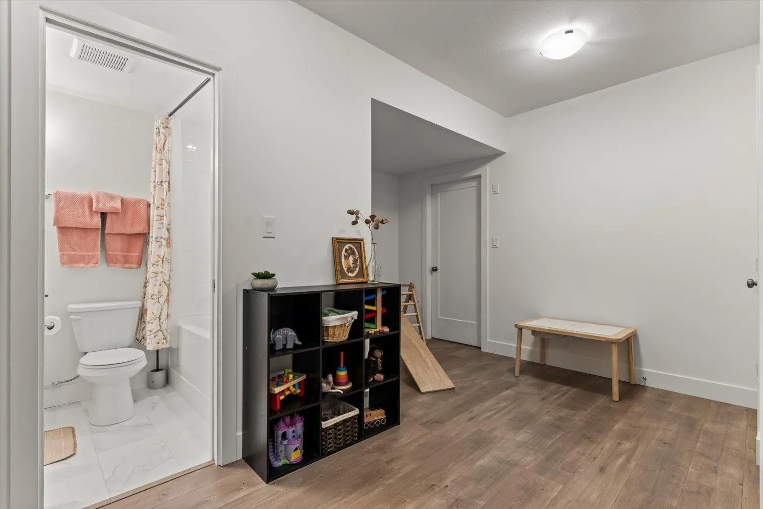 45422 WILLOWSTREAM ROAD|Lower Landing