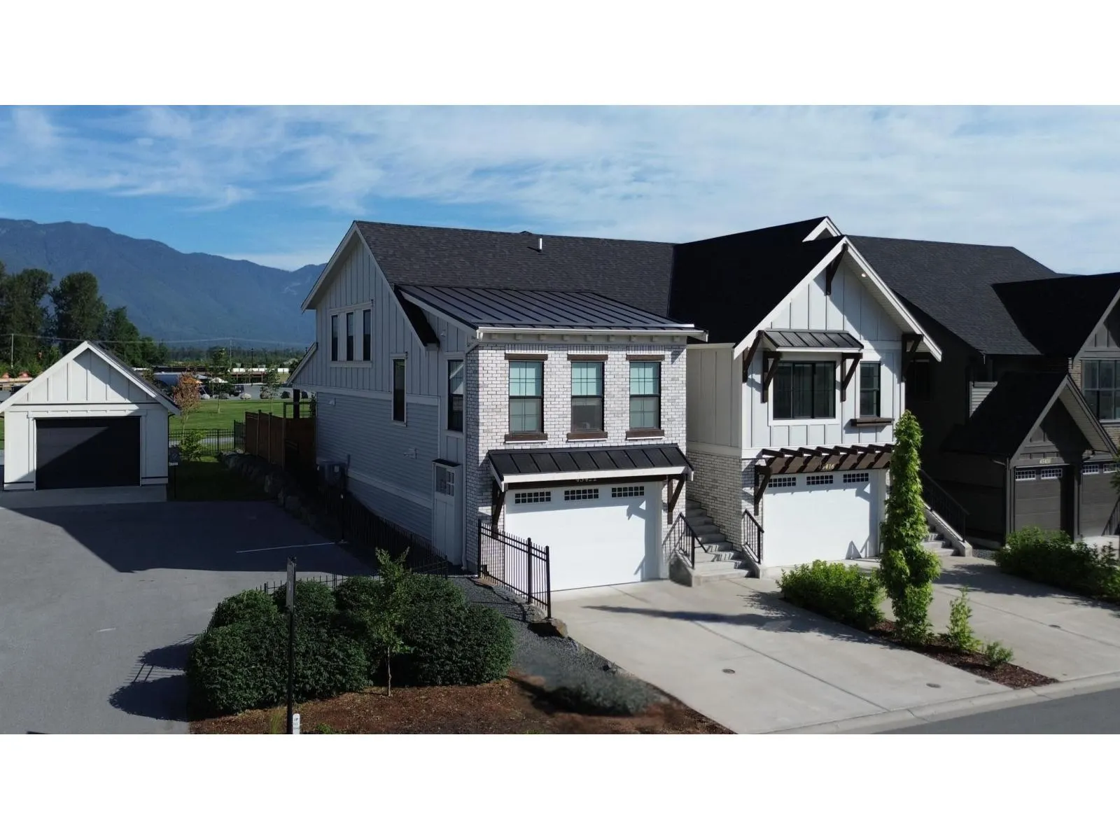 45422 WILLOWSTREAM ROAD|Lower Landing
