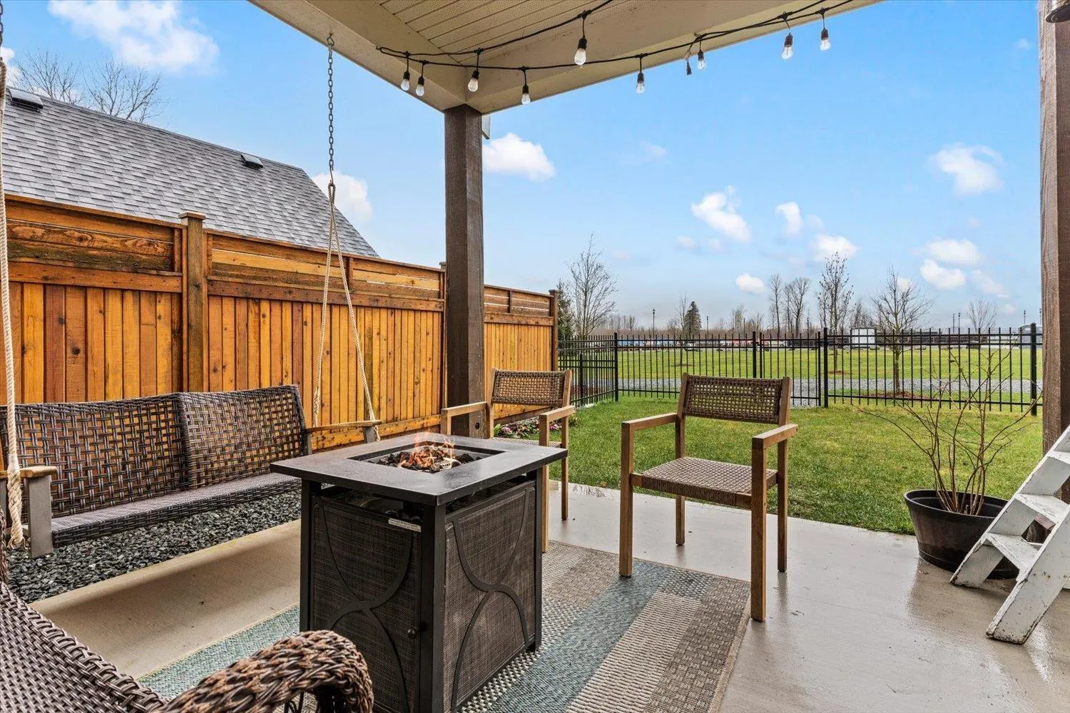 45422 WILLOWSTREAM ROAD|Lower Landing