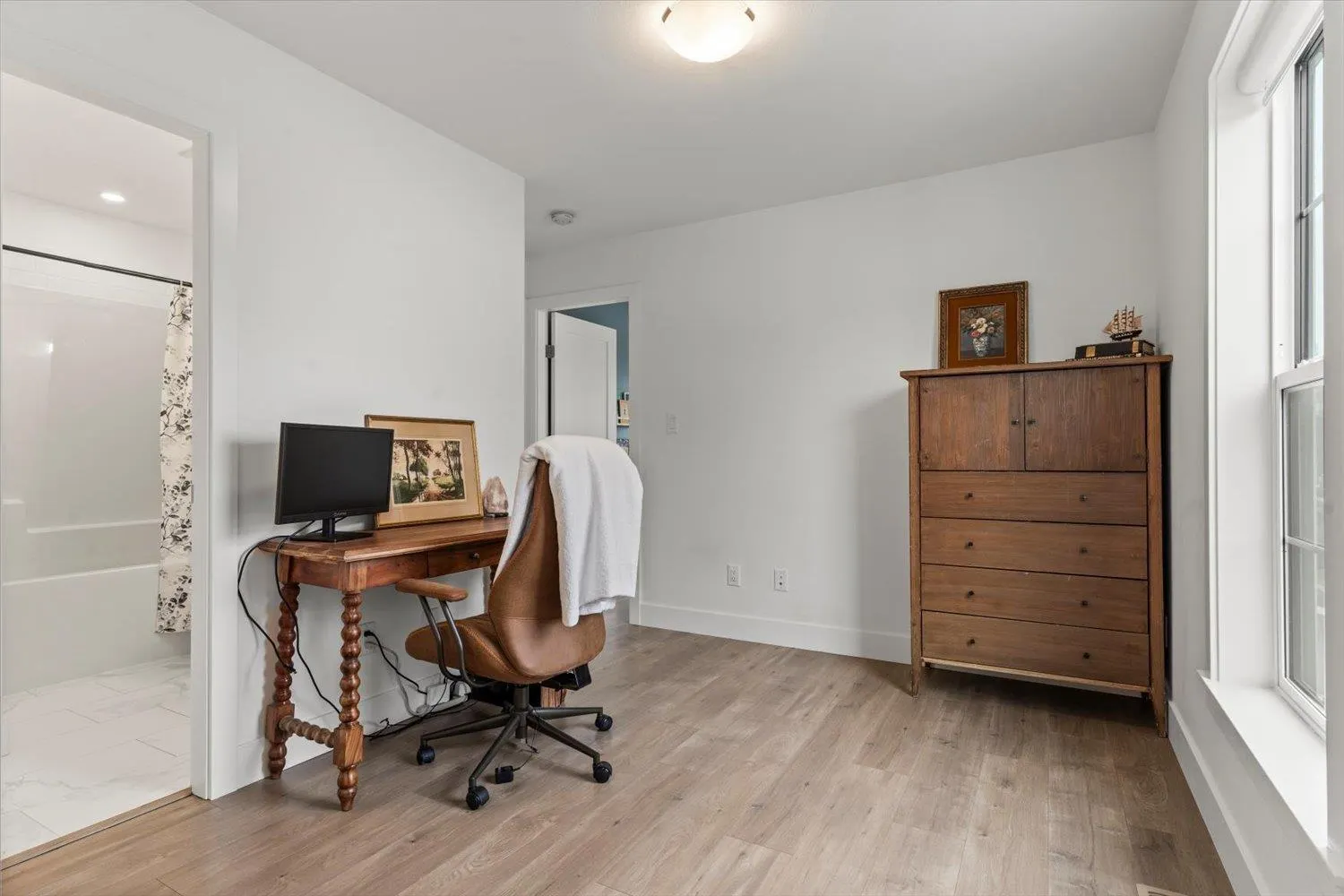 45422 WILLOWSTREAM ROAD|Lower Landing