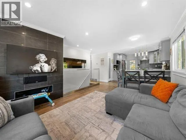 20709 120B AVENUE