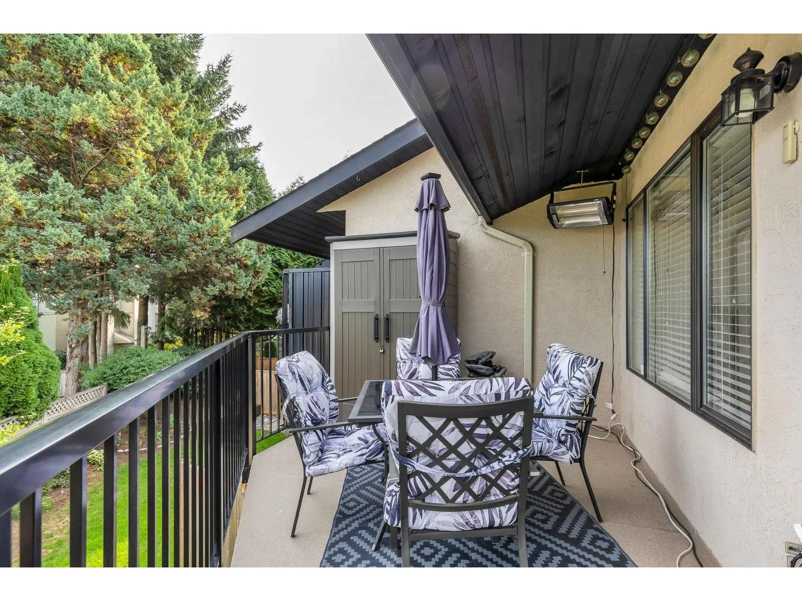 8 33136 MILL LAKE ROAD