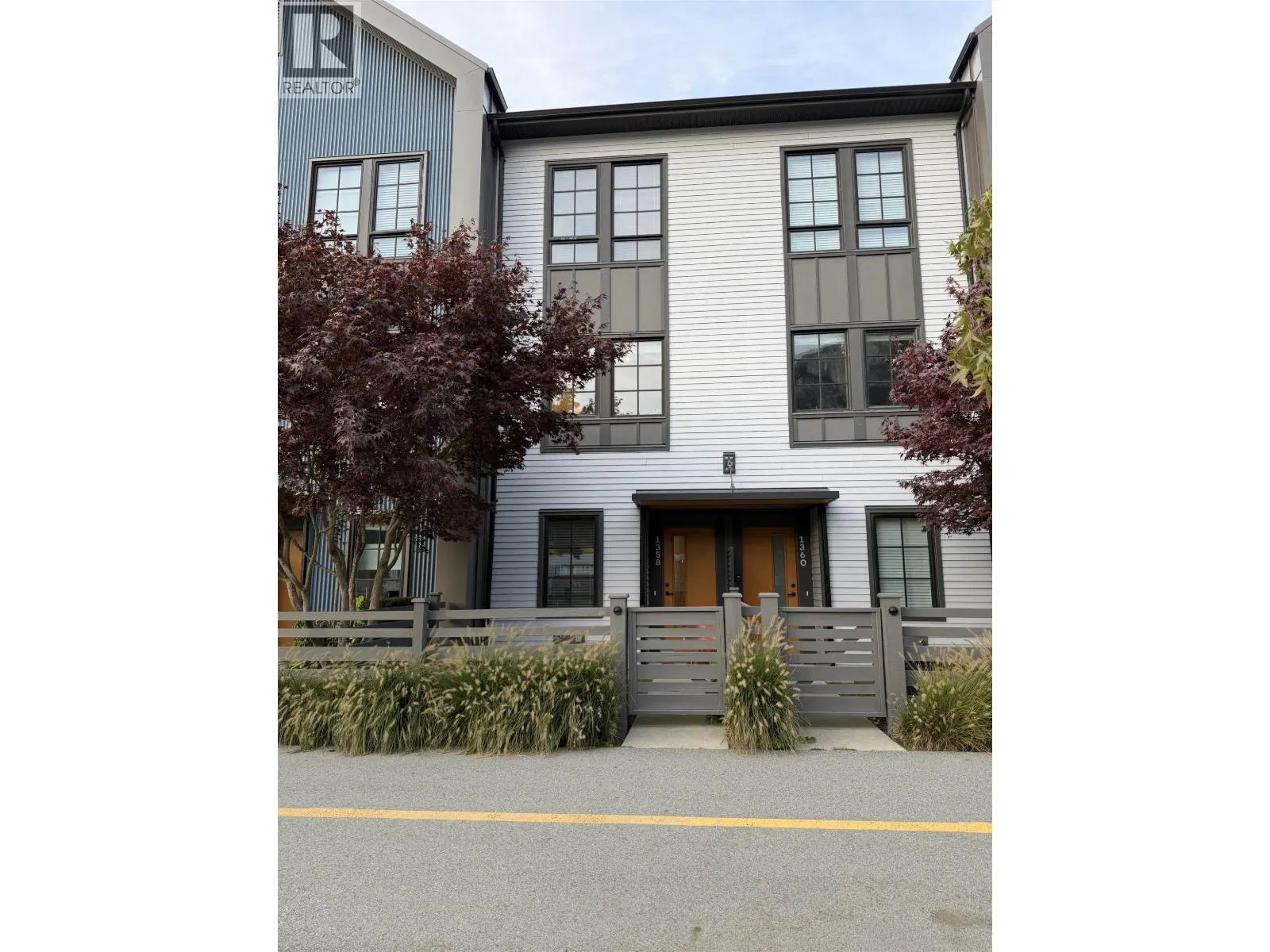 1358 PEAKSIDE PLACE