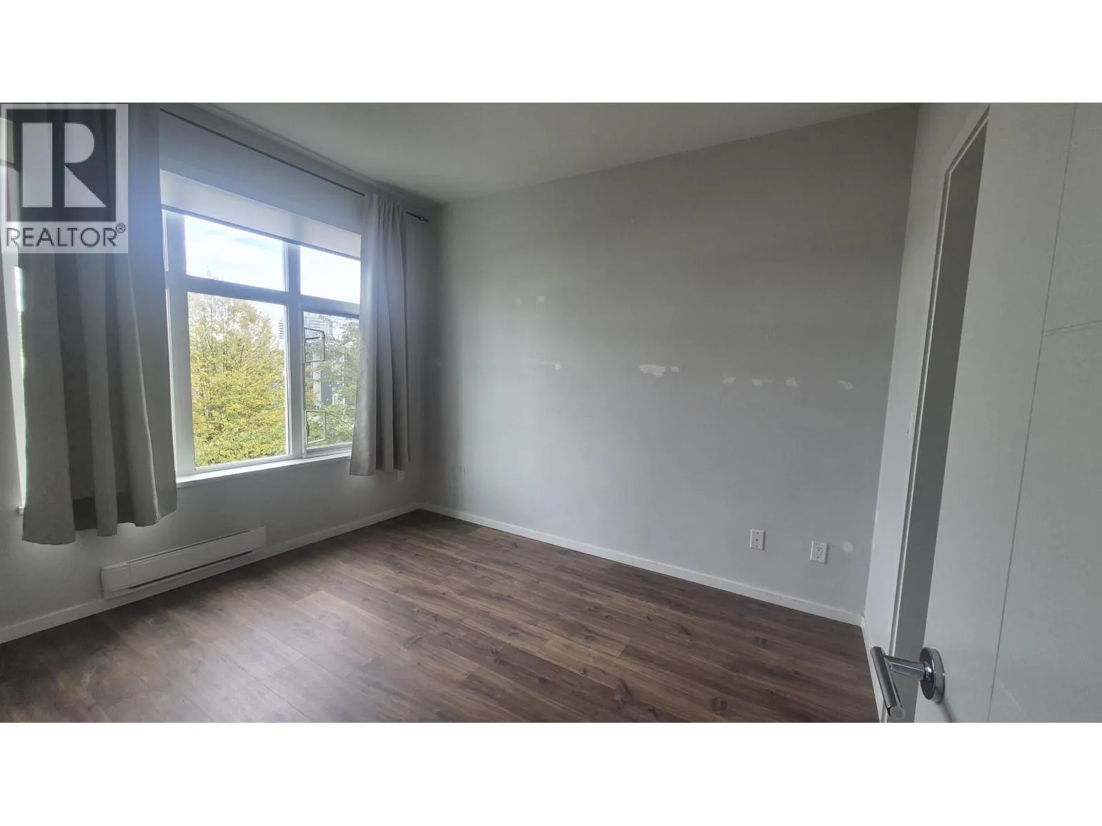 323 6283 KINGSWAY