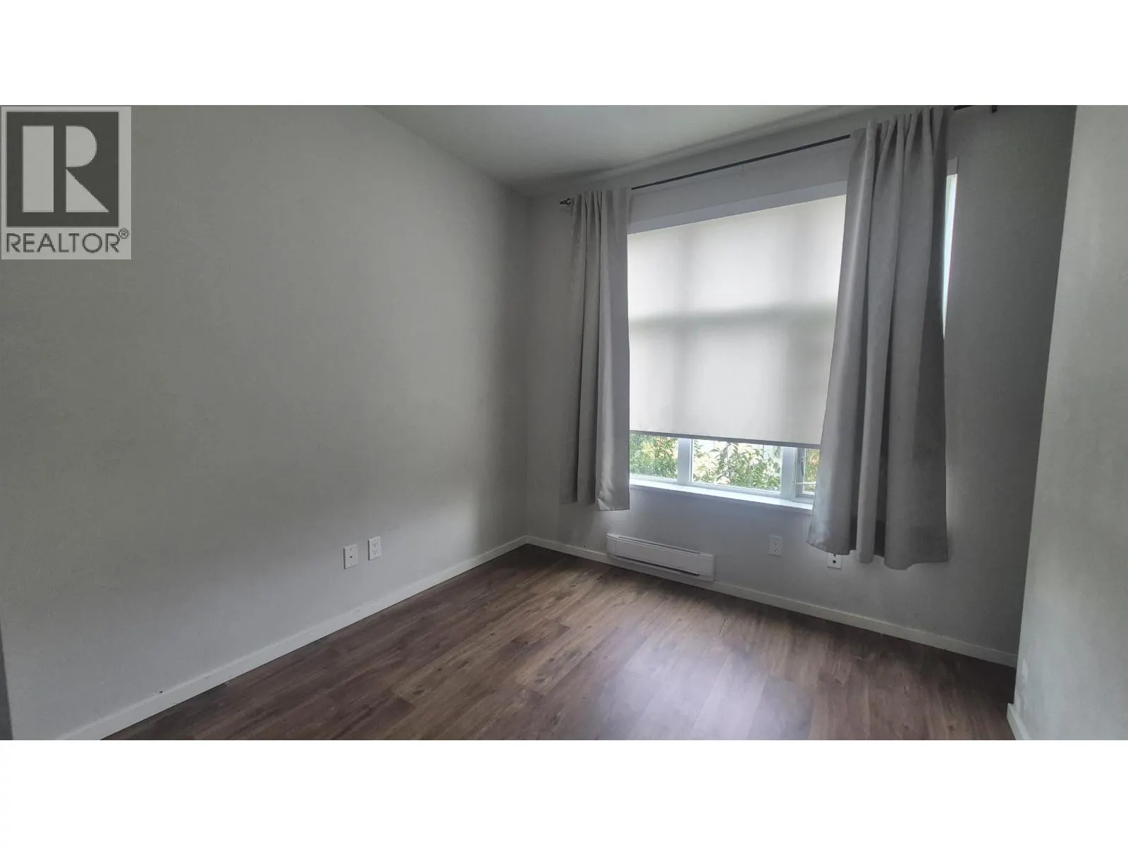 323 6283 KINGSWAY