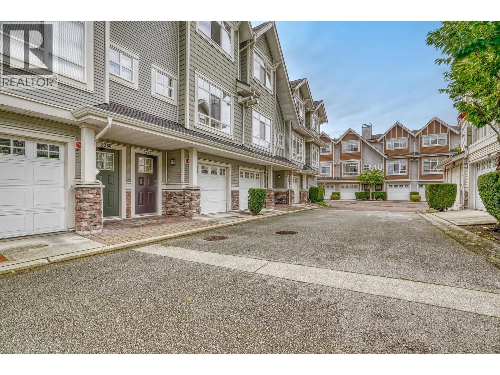 3264 CLERMONT MEWS