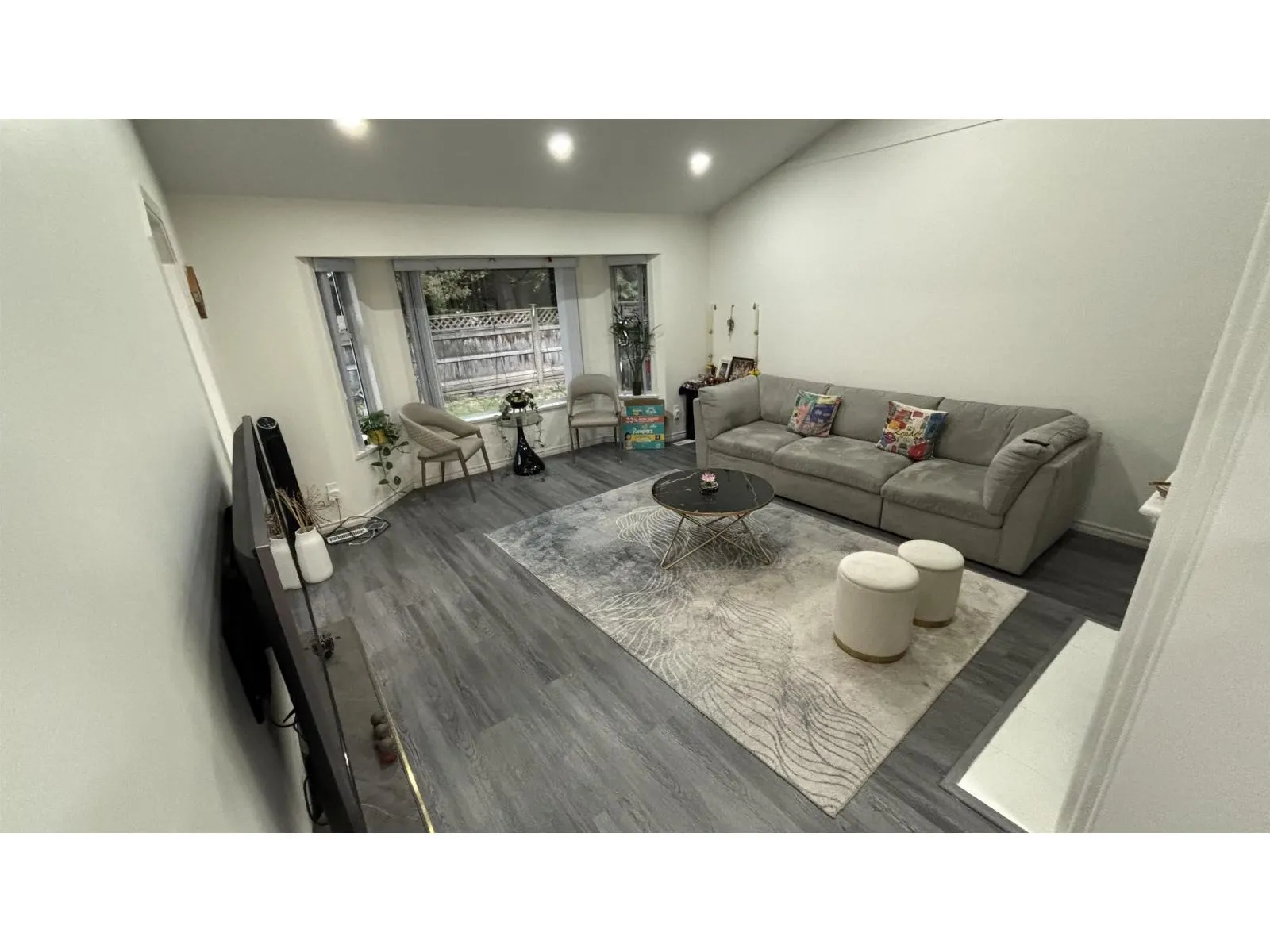 11 8567 164 STREET