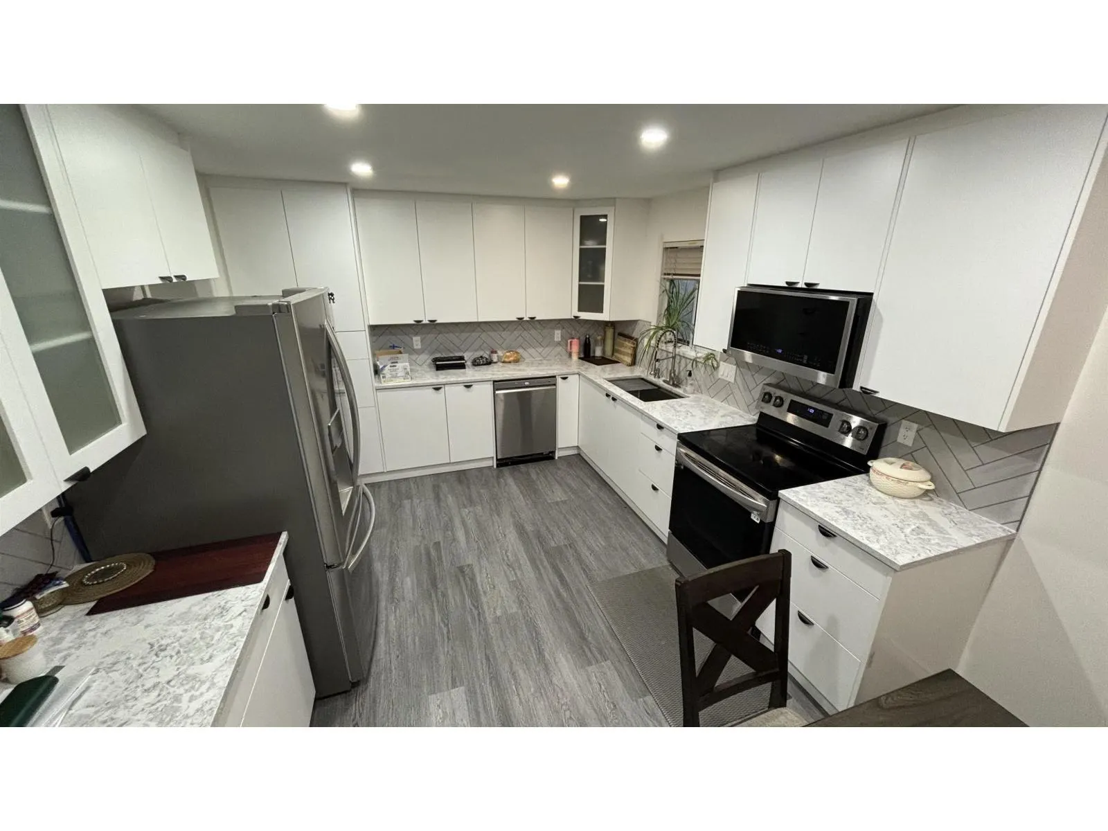 11 8567 164 STREET