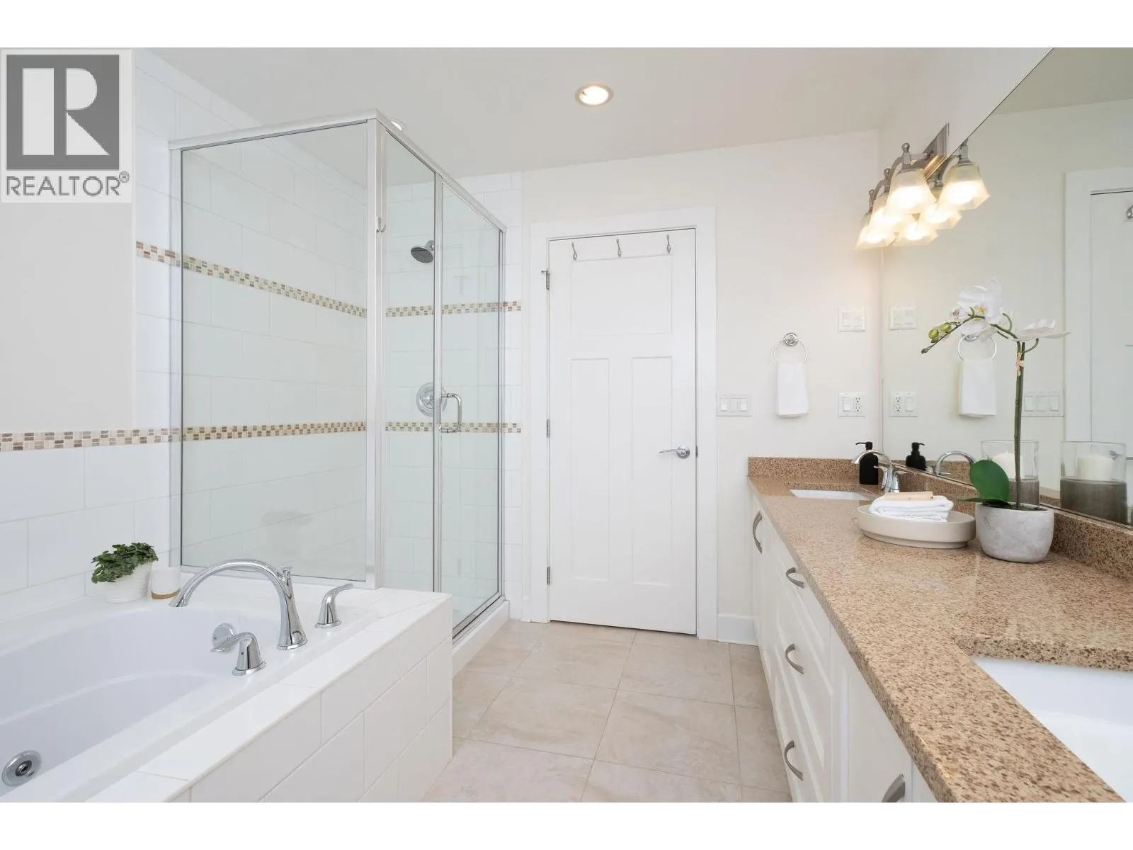 308 E 9TH STREET