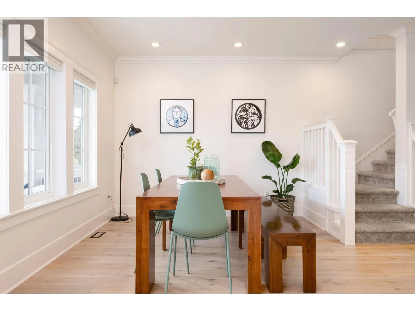 308 E 9TH STREET