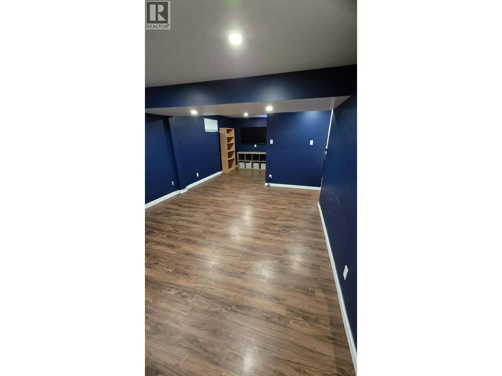 771 YOUNGS AVENUE
