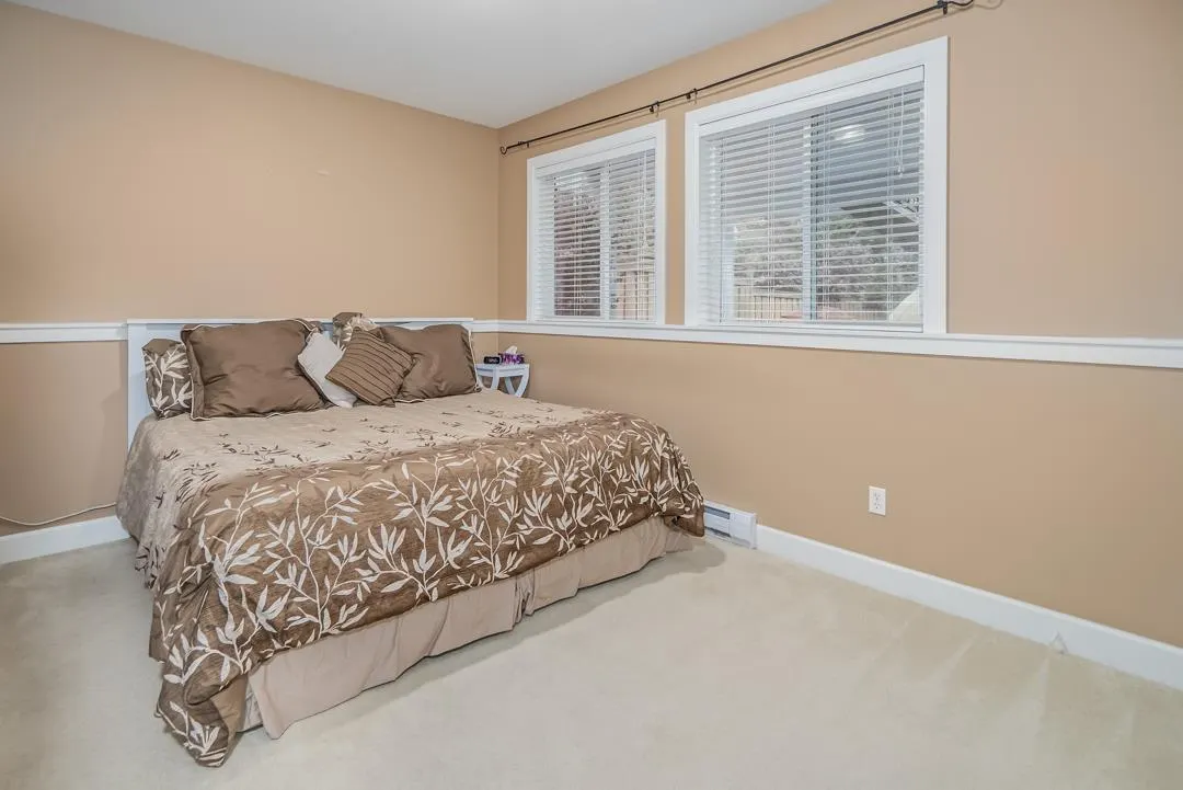 35588 ANGUS CRESCENT