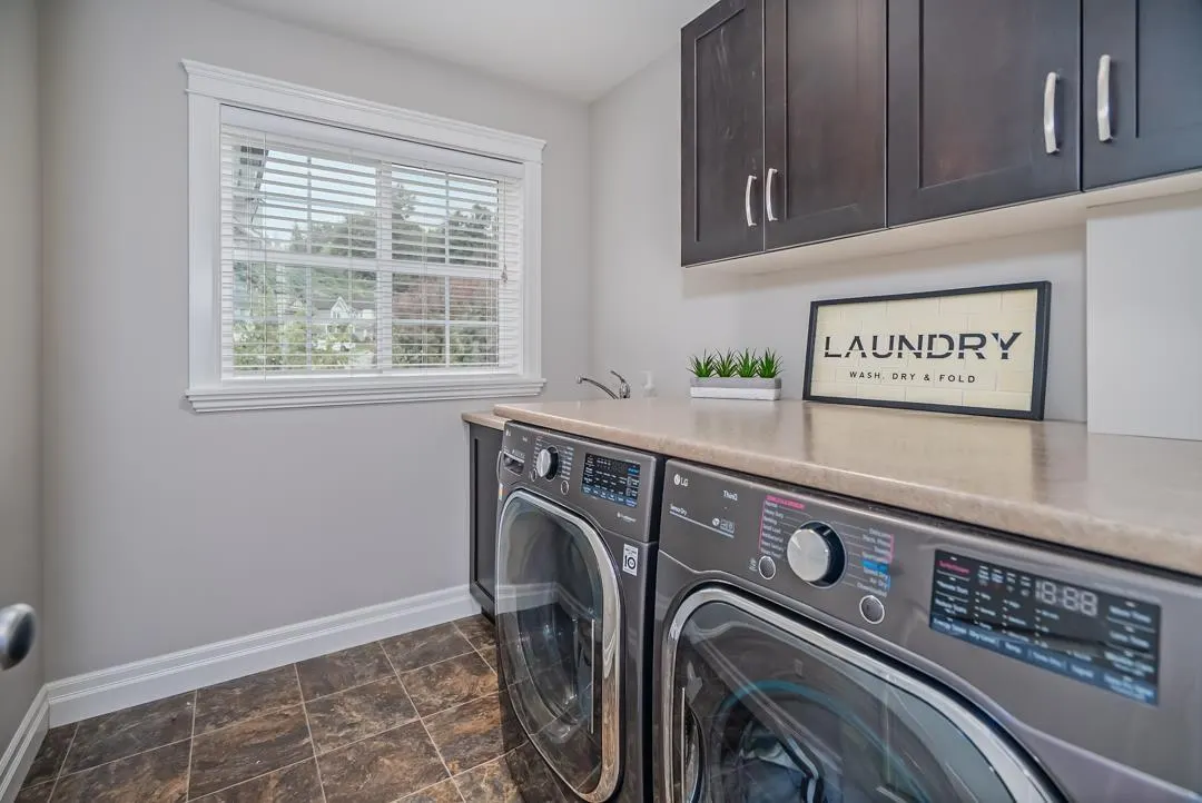 35588 ANGUS CRESCENT