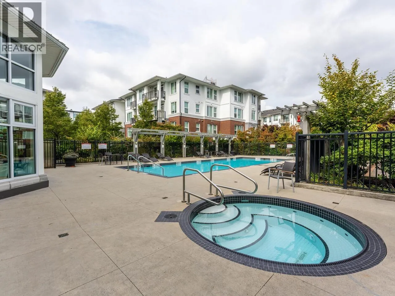 213 9388 MCKIM WAY