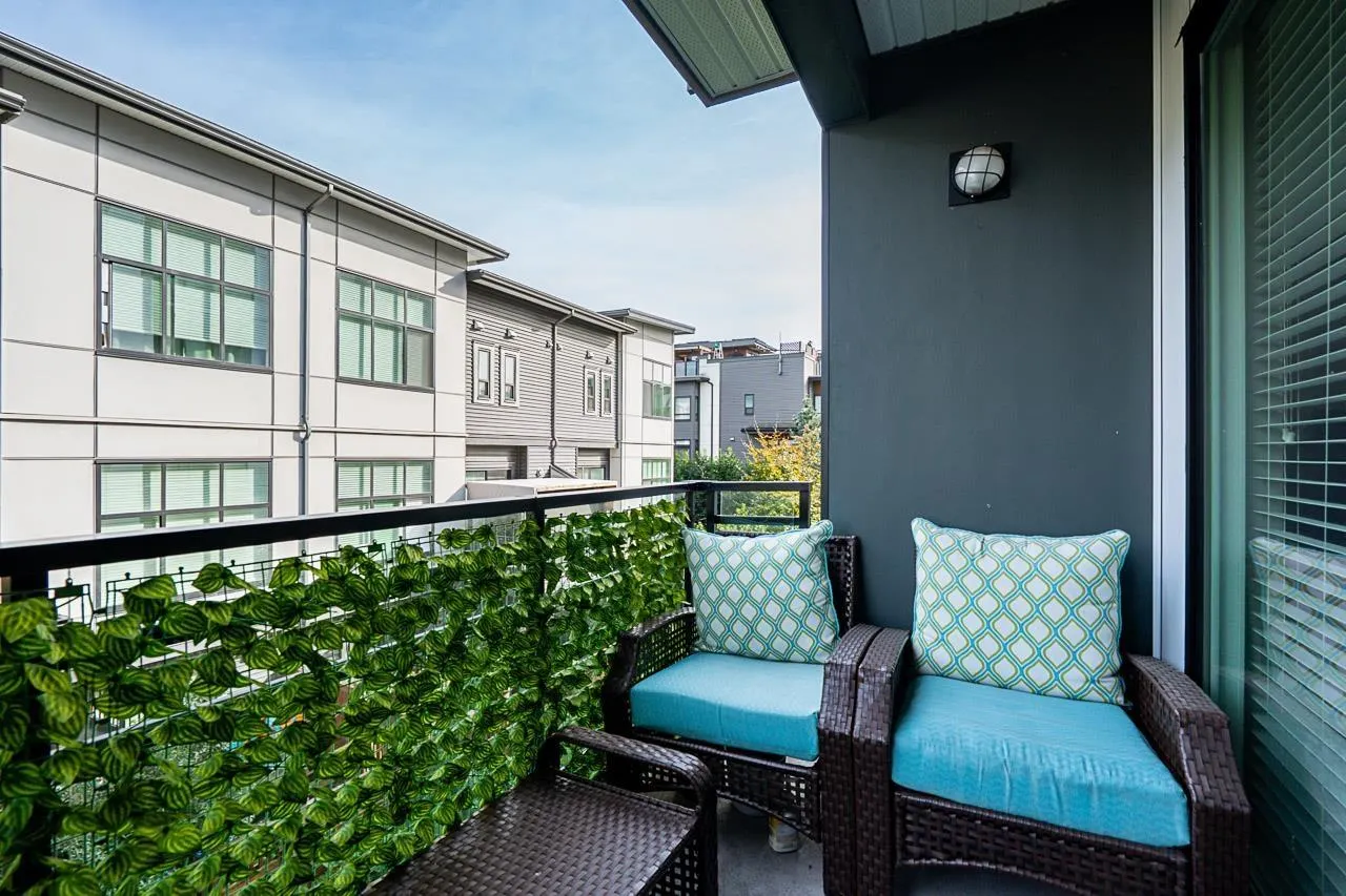 B304 20838 78B AVENUE