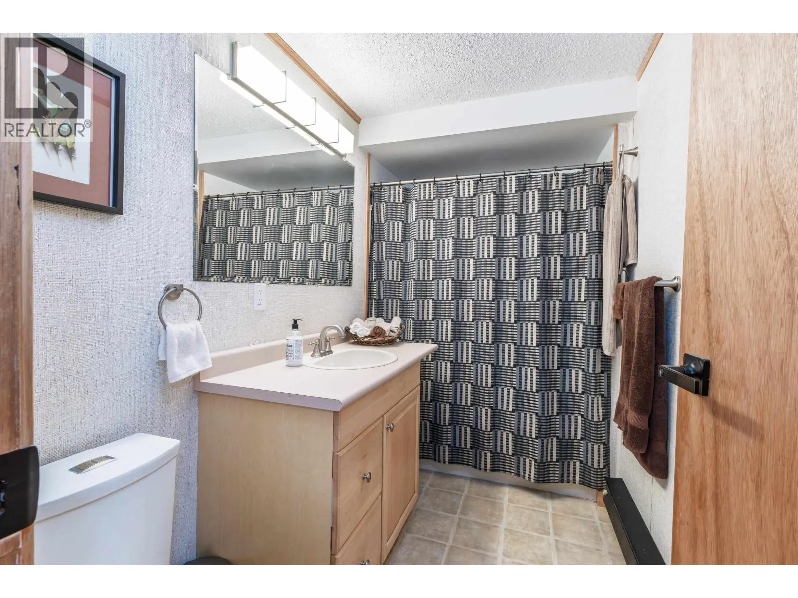 1496 MARY HILL LANE
