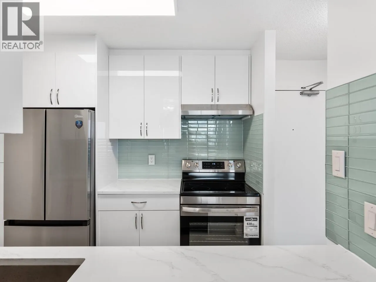1107 7100 GILBERT ROAD