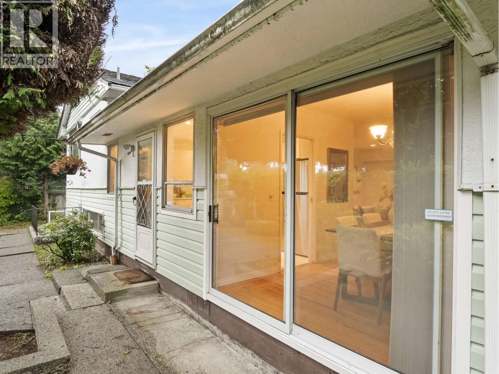 651 KERRY PLACE