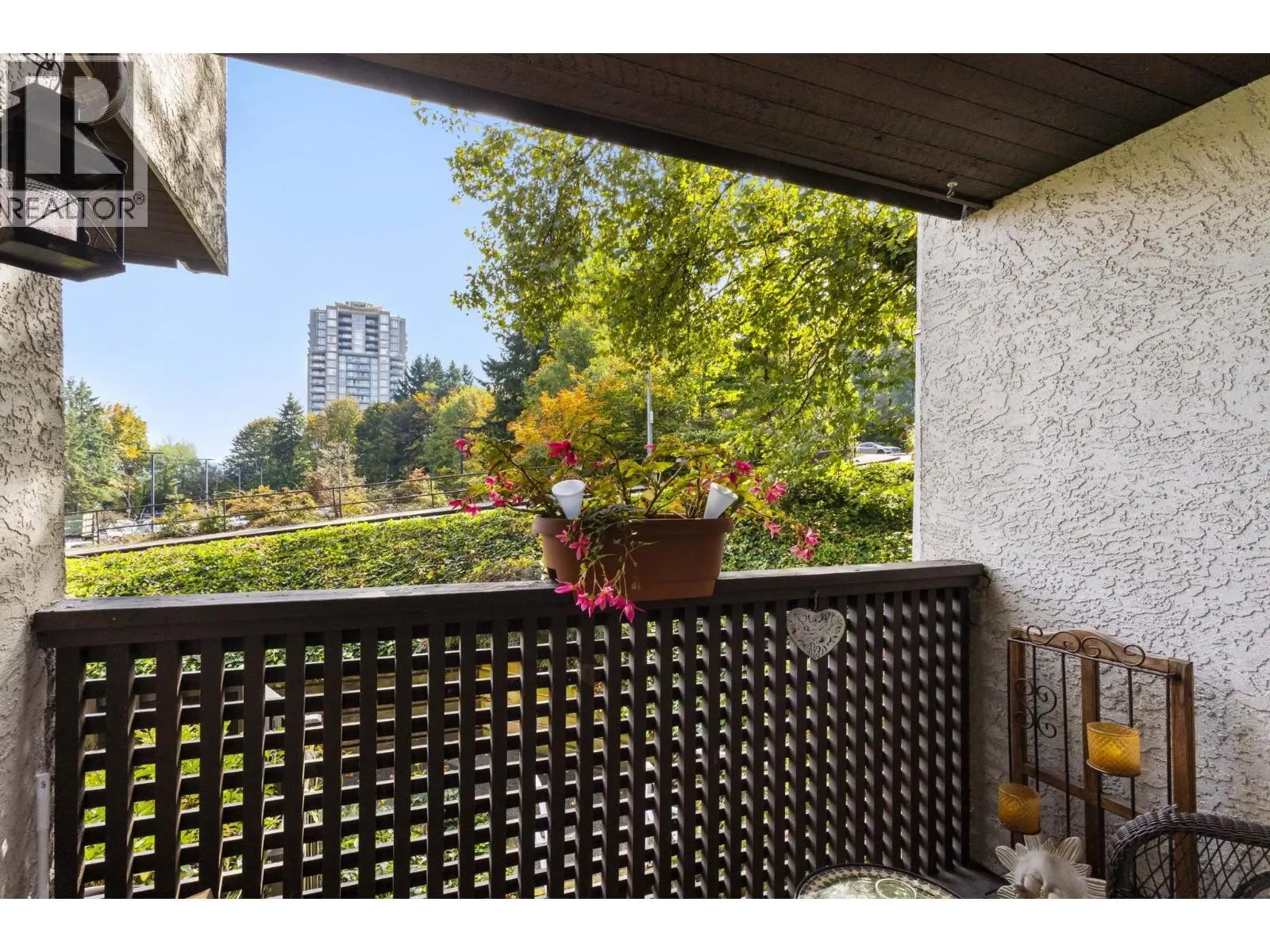 6 340 GINGER DRIVE