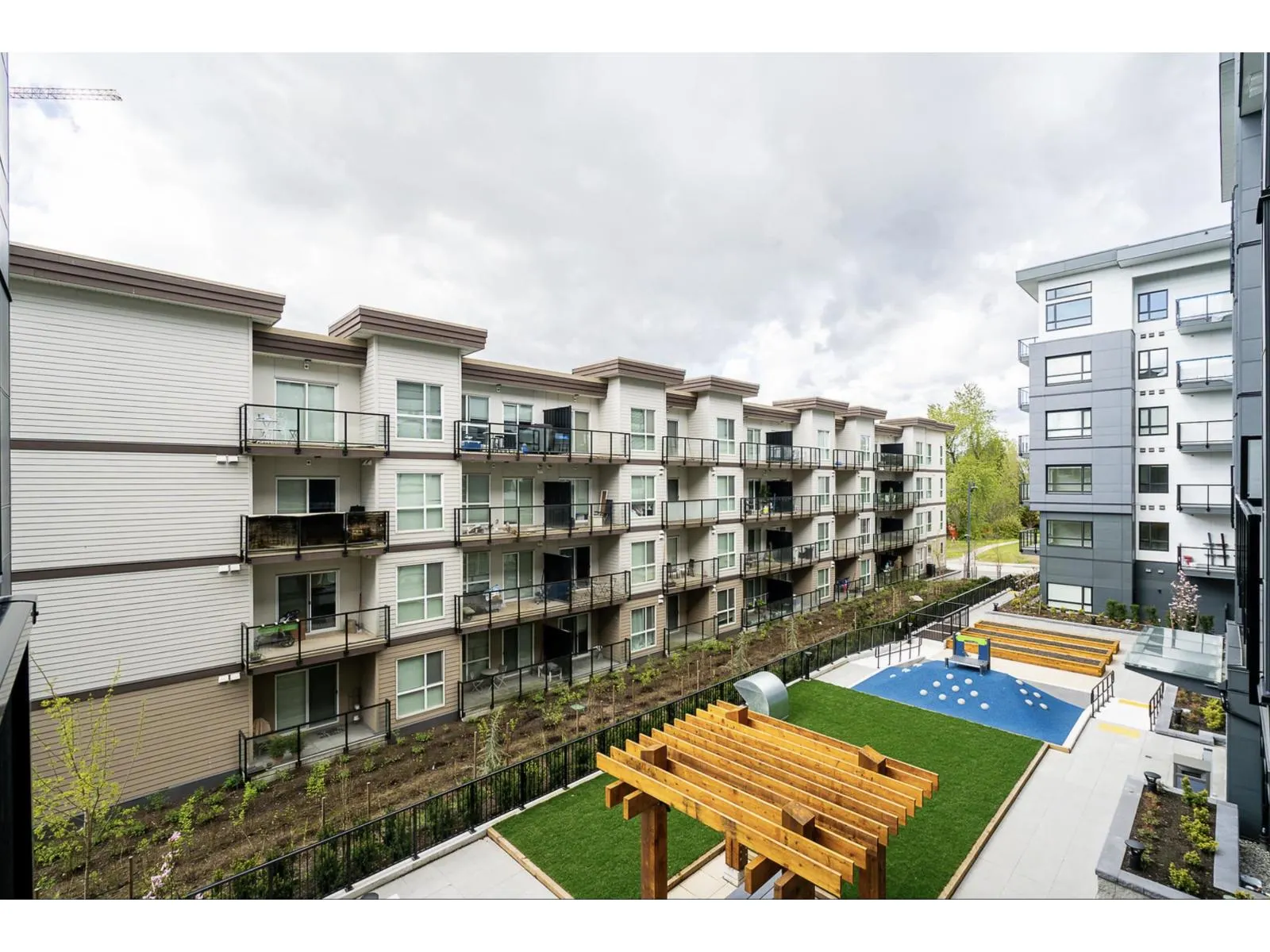 203 10777 138 STREET