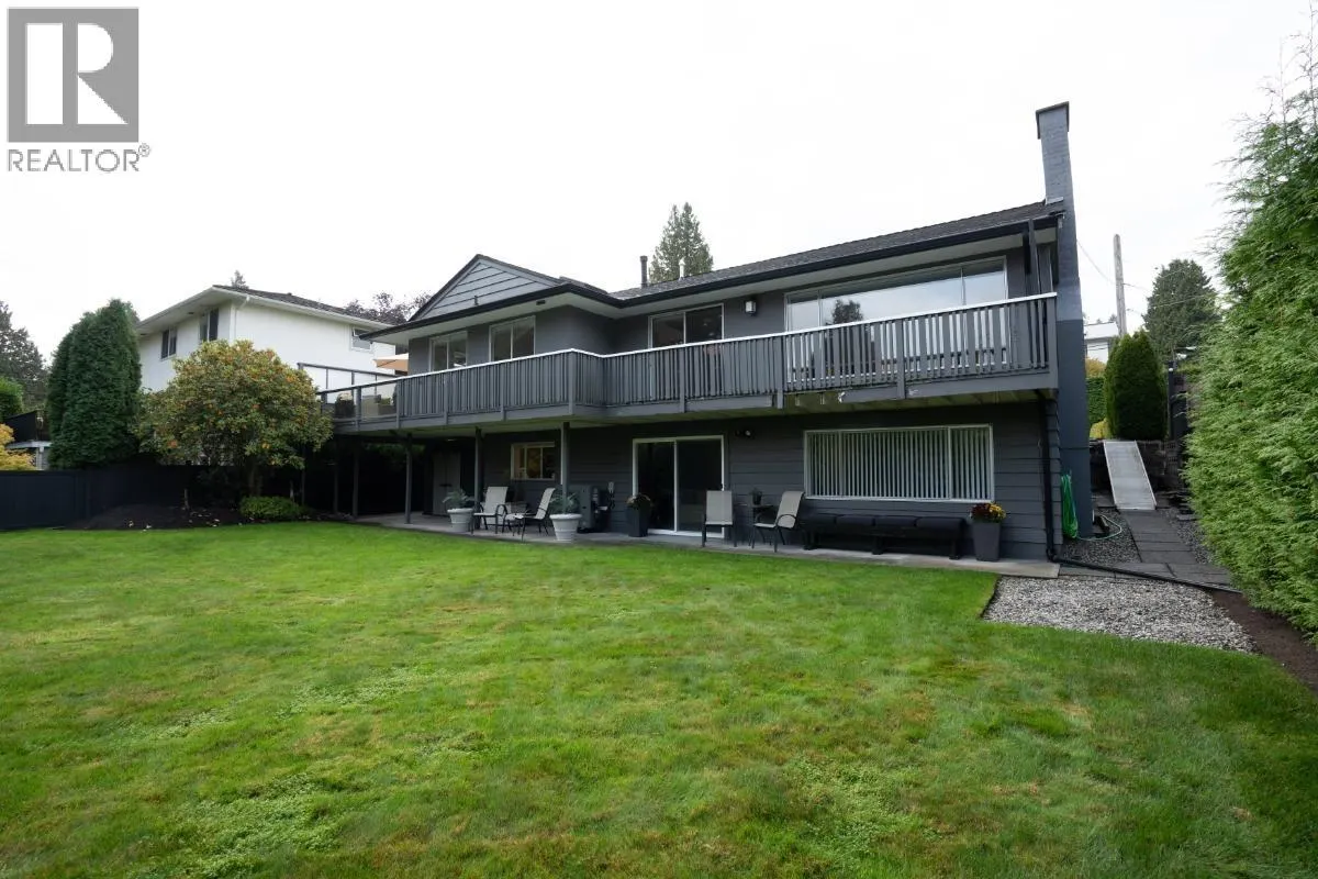 1038 BAYVIEW DRIVE
