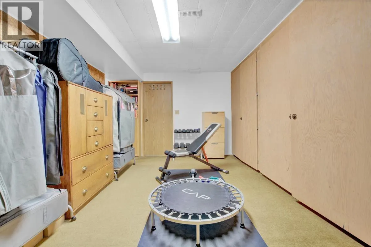 1038 BAYVIEW DRIVE