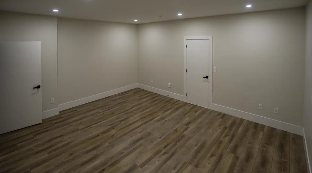 8978 160 STREET