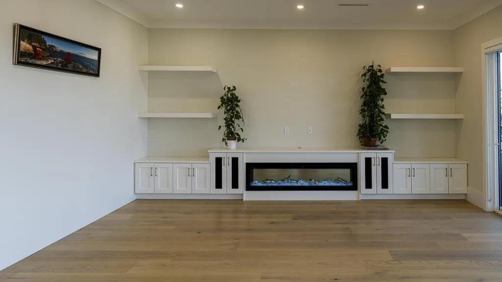 8978 160 STREET