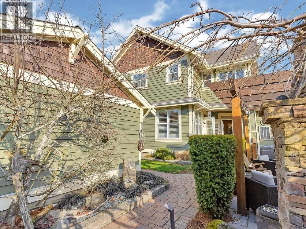 367 CENTENNIAL PARKWAY