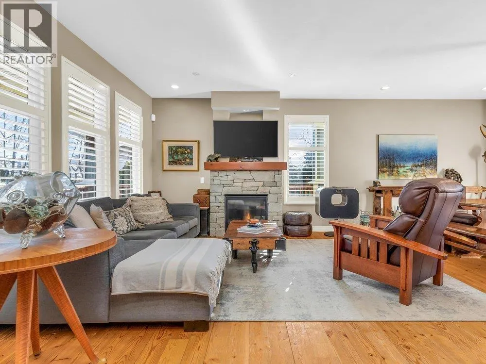 367 CENTENNIAL PARKWAY
