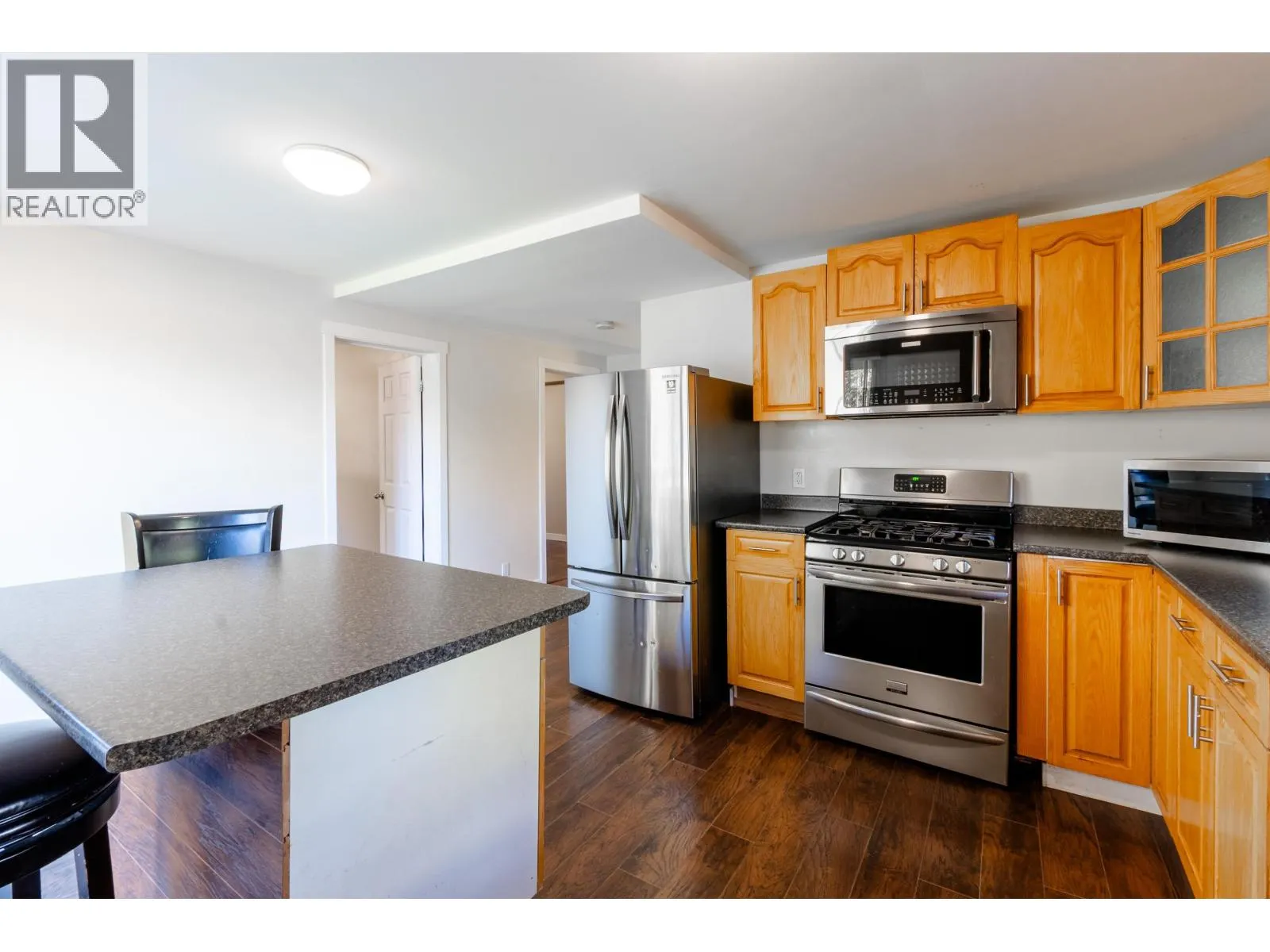 2380 QUADRANT CRESCENT