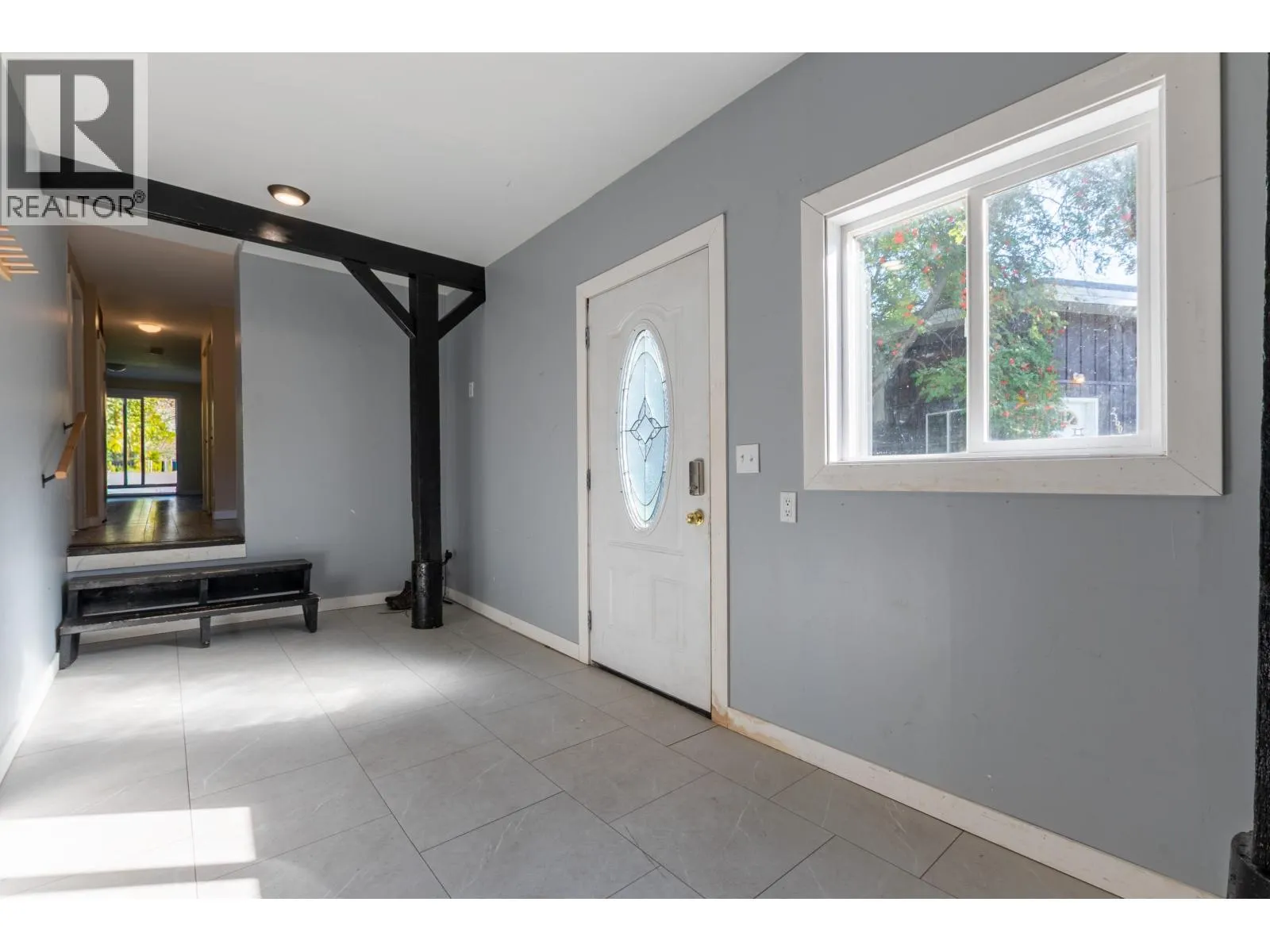 2380 QUADRANT CRESCENT