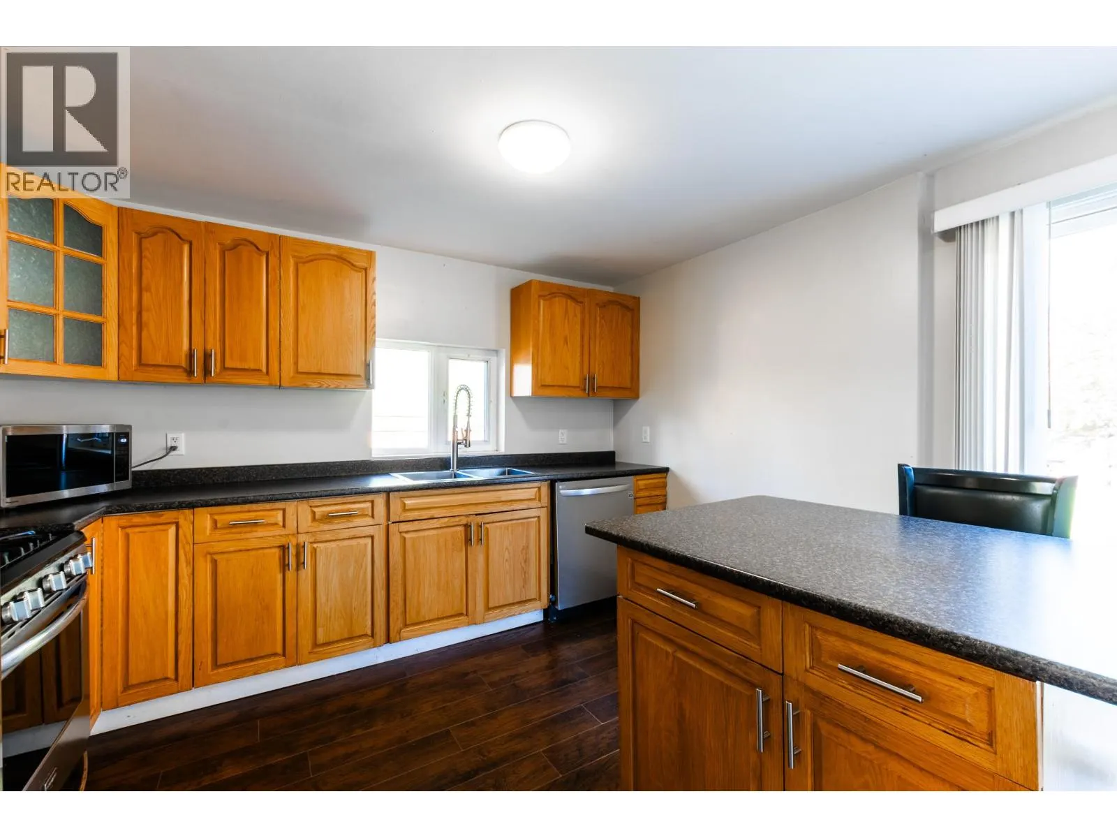 2380 QUADRANT CRESCENT