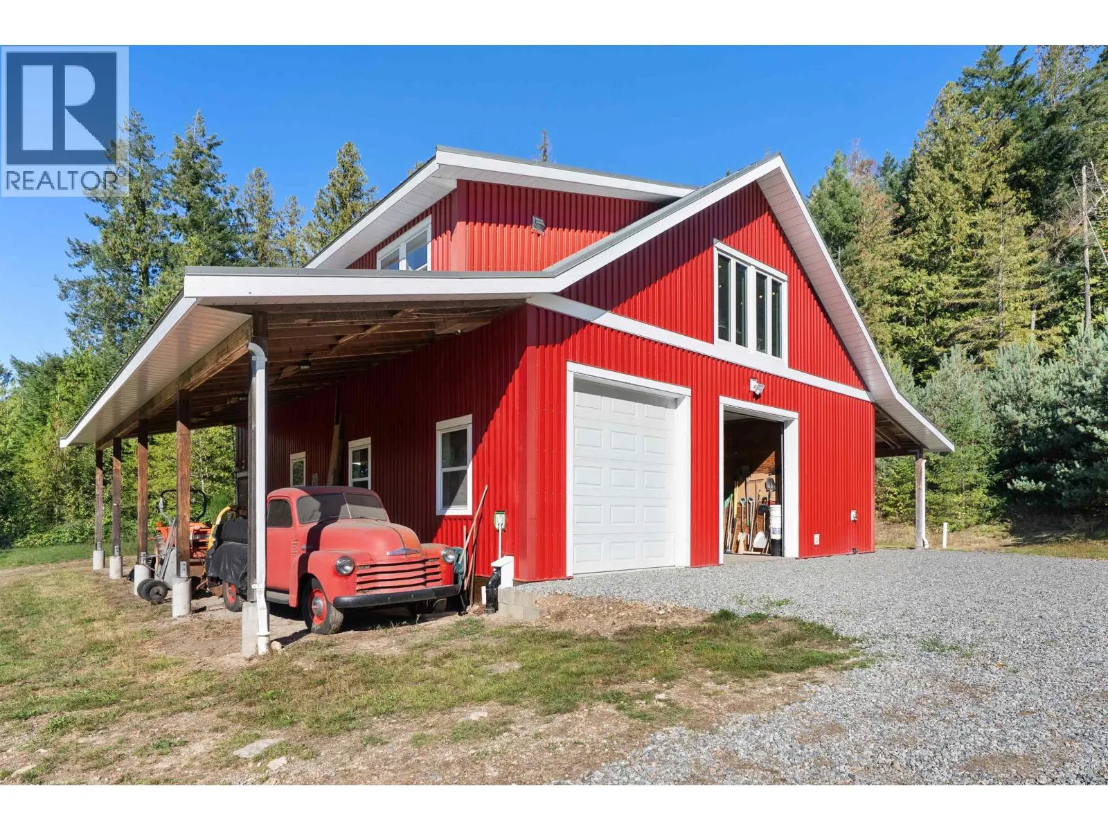 2440 SUNSHINE COAST HIGHWAY