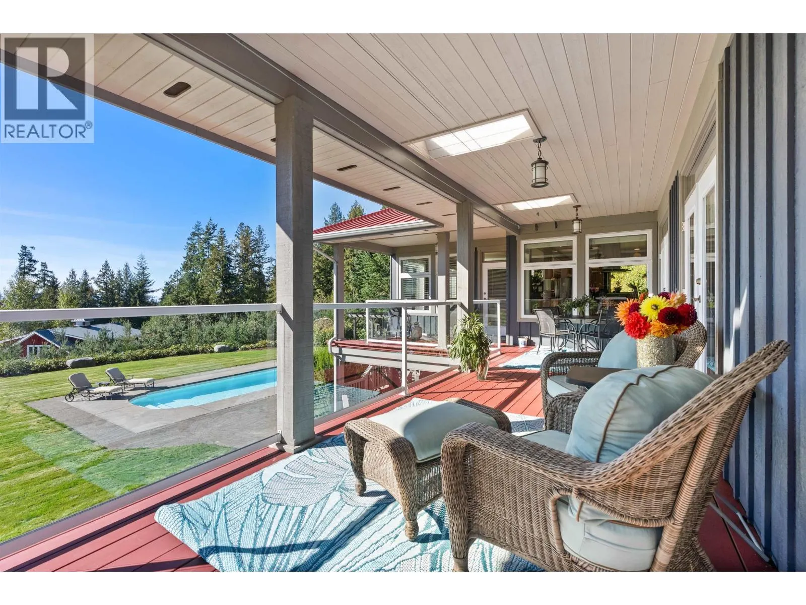 2440 SUNSHINE COAST HIGHWAY