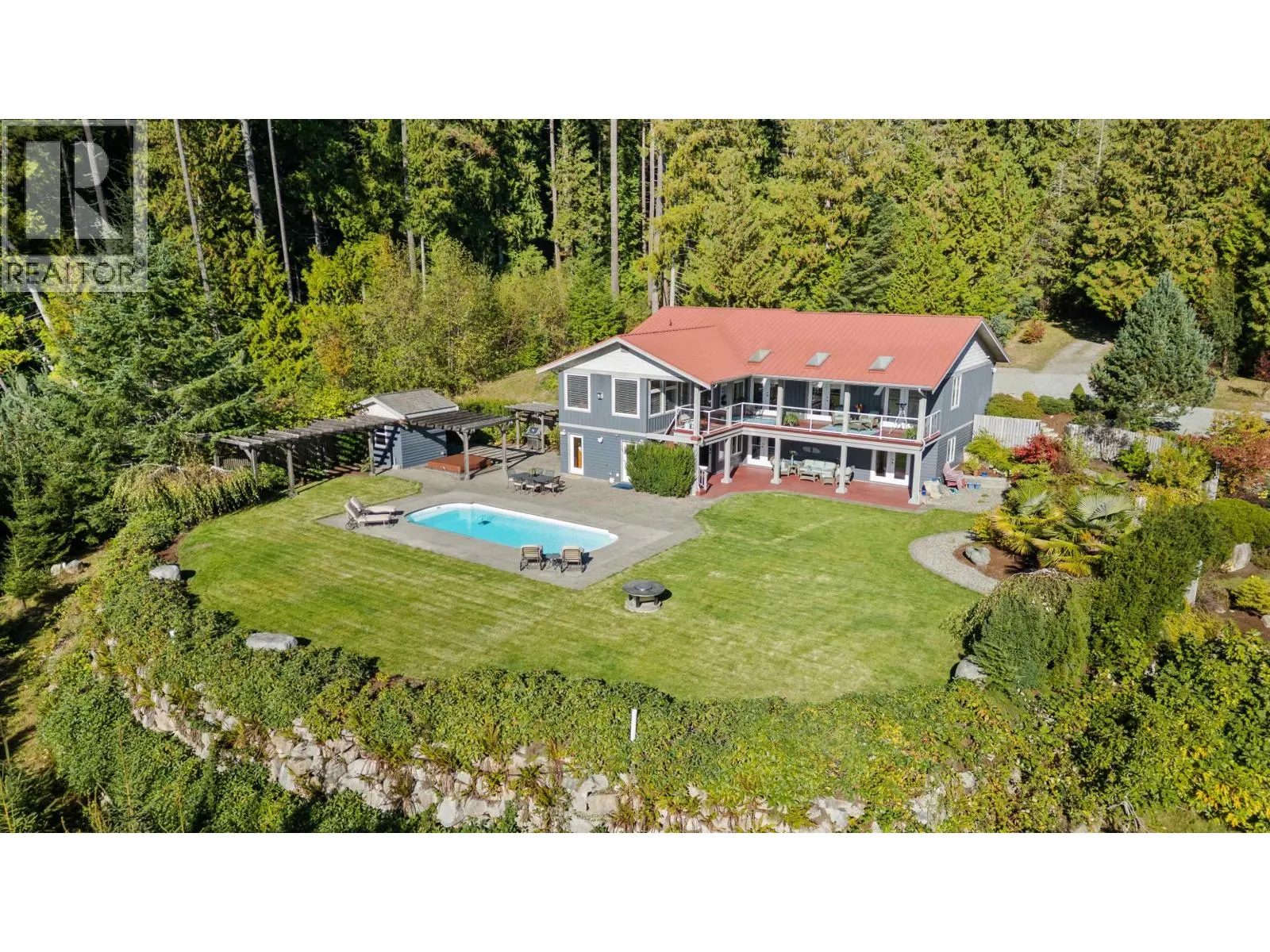 2440 SUNSHINE COAST HIGHWAY
