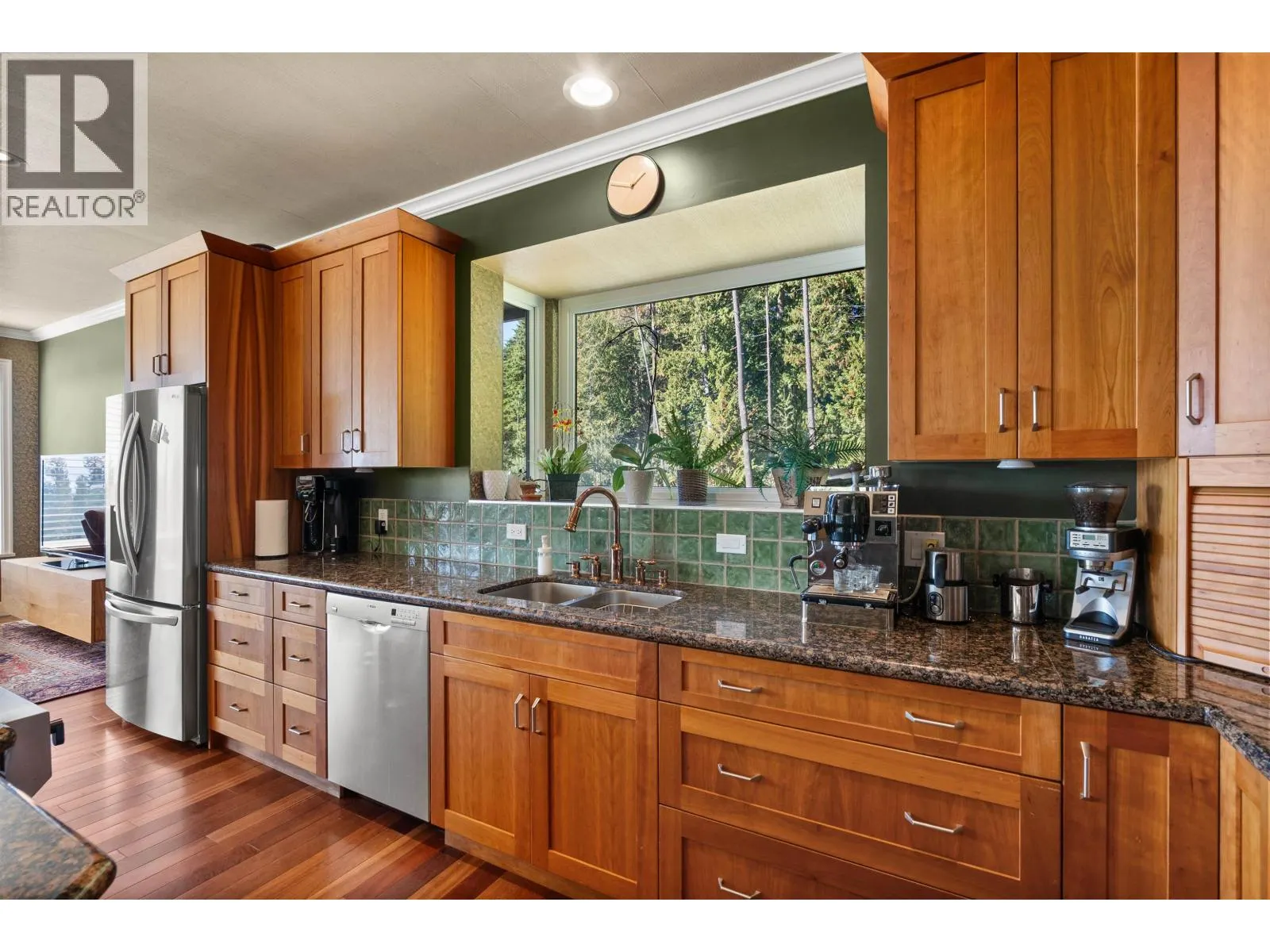 2440 SUNSHINE COAST HIGHWAY