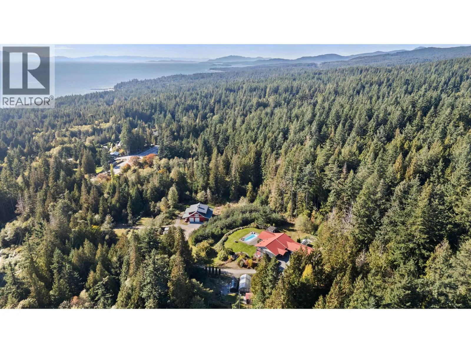 2440 SUNSHINE COAST HIGHWAY