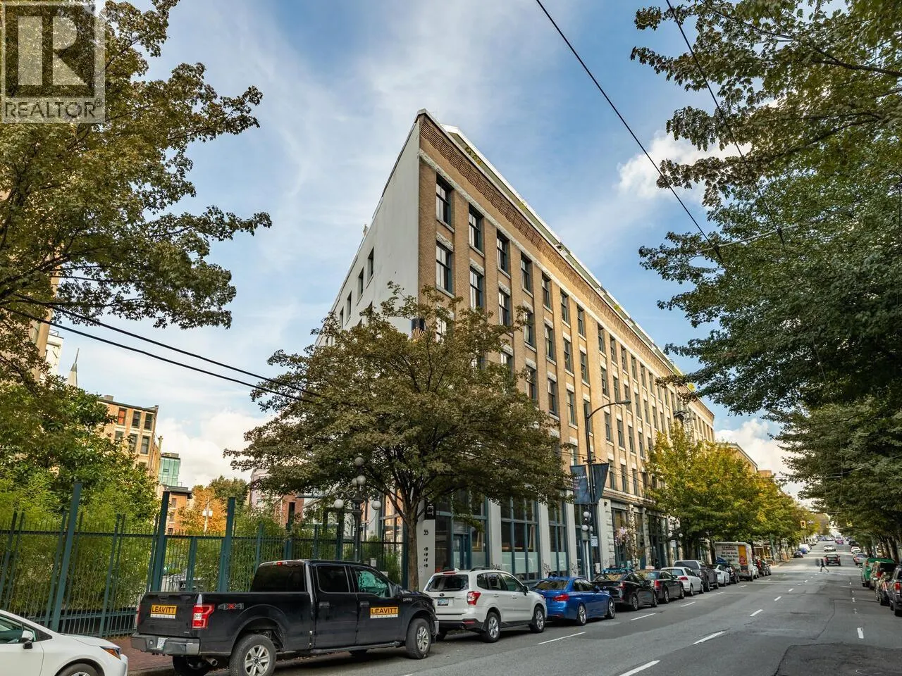 515 55 E CORDOVA STREET