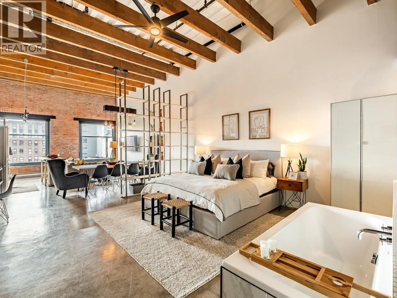 515 55 E CORDOVA STREET