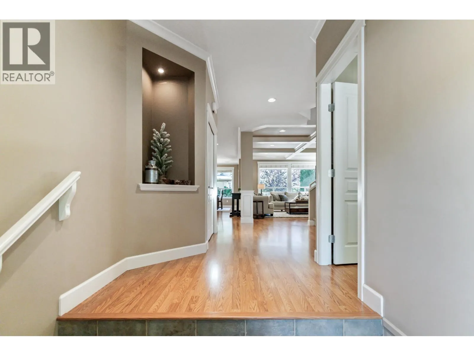 11252 SOUTHGATE ROAD
