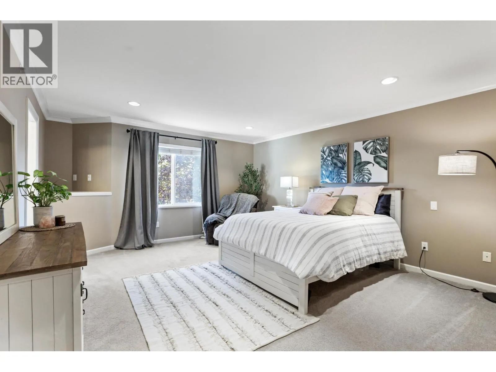 11252 SOUTHGATE ROAD