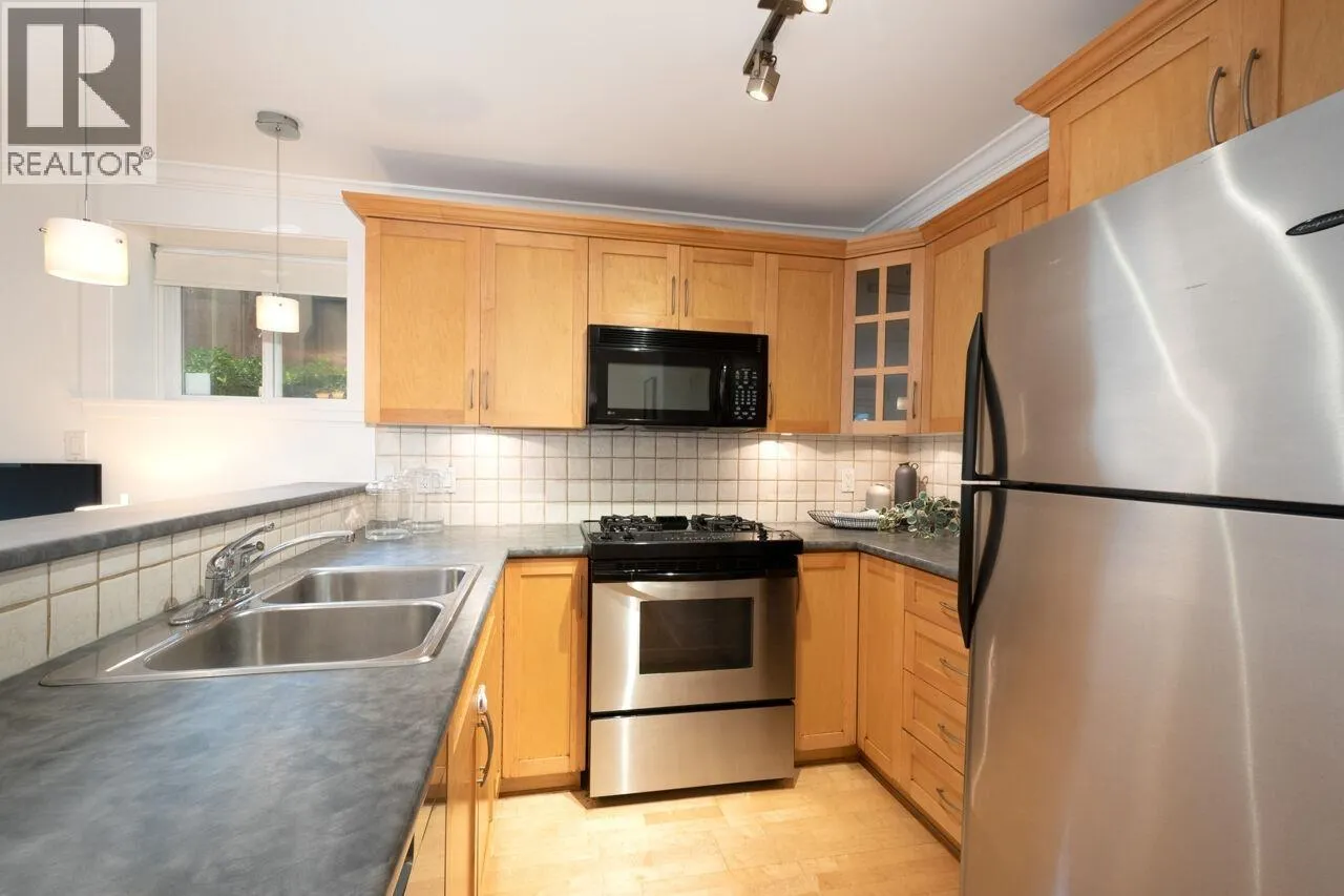 316 W 14TH AVENUE