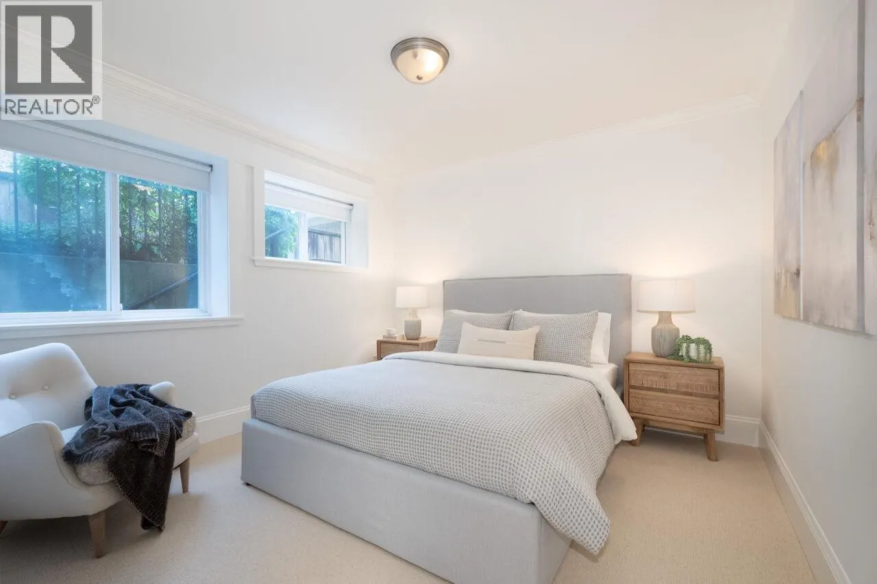 316 W 14TH AVENUE