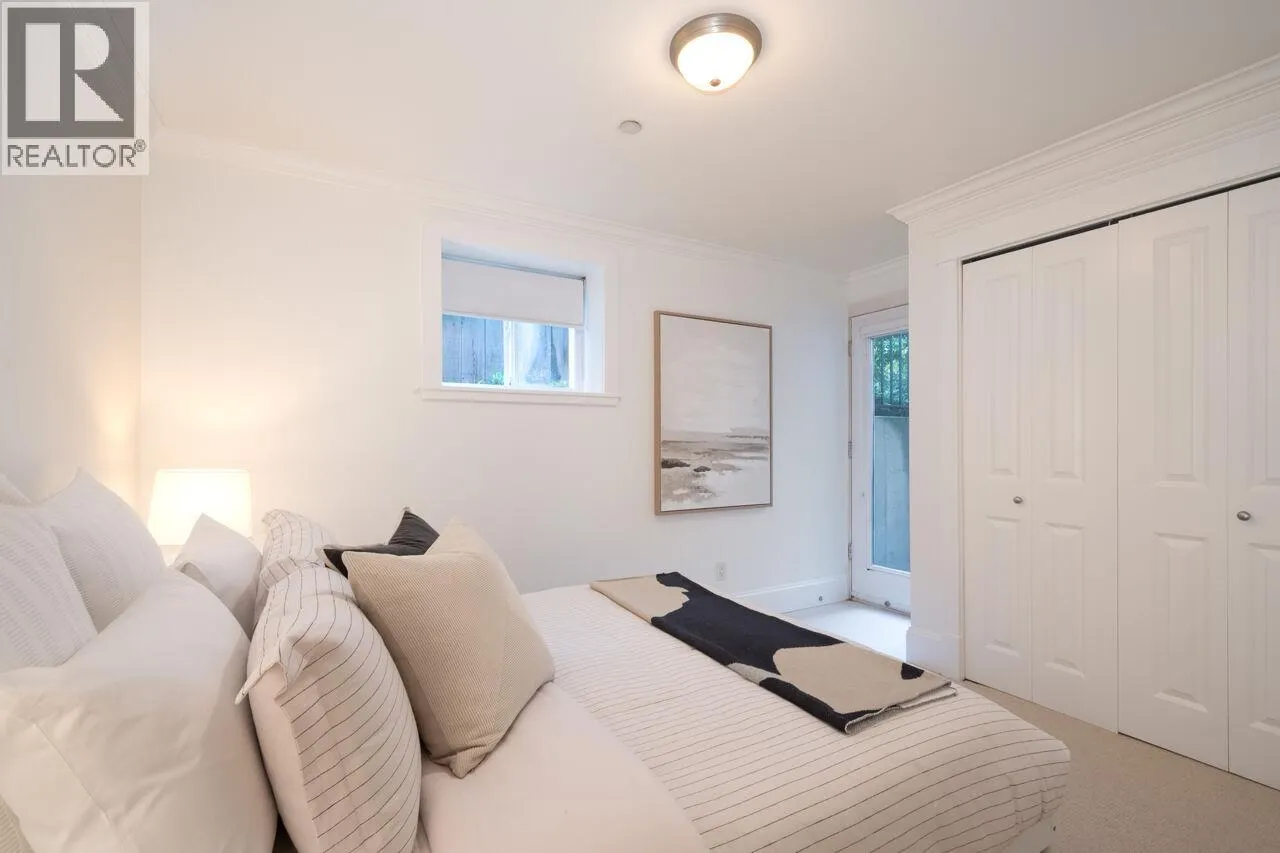 316 W 14TH AVENUE
