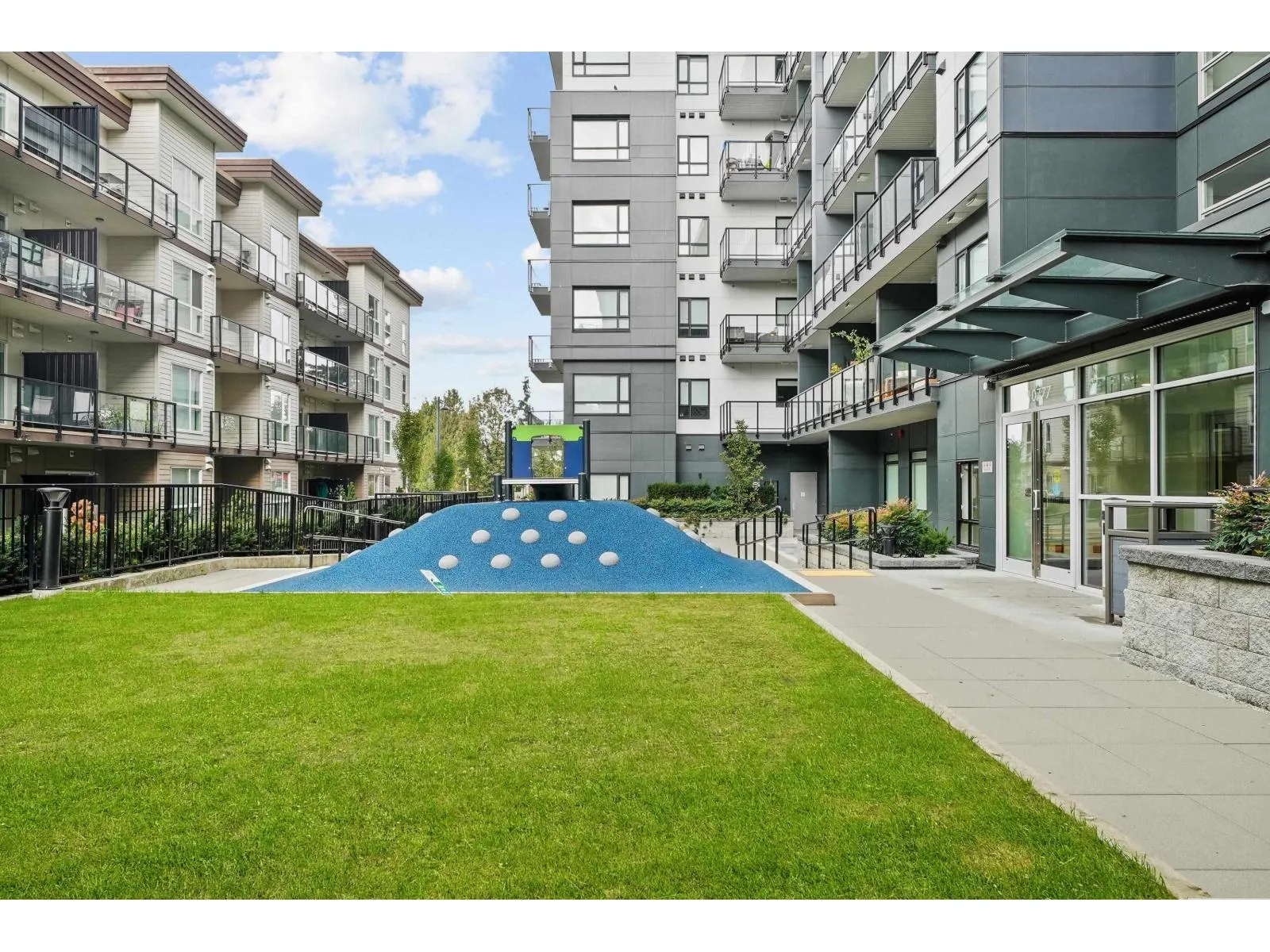 211 10777 138 STREET