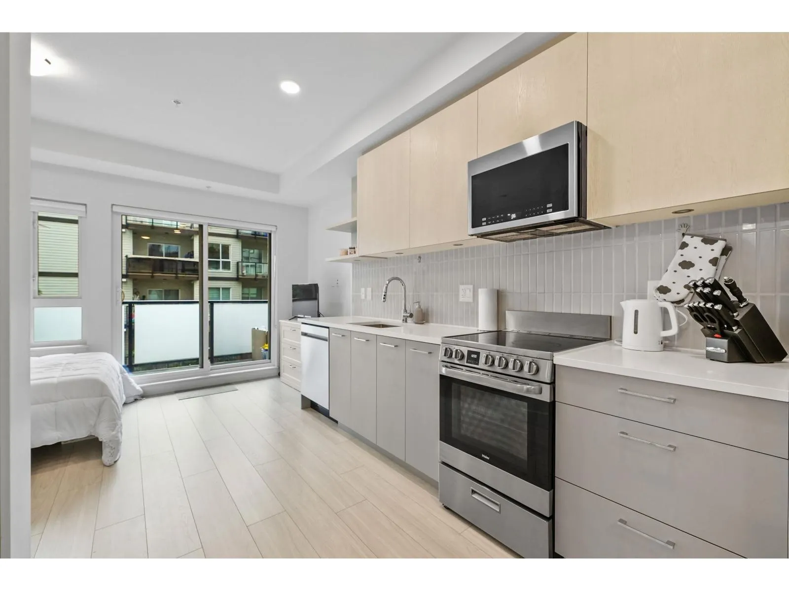 211 10777 138 STREET