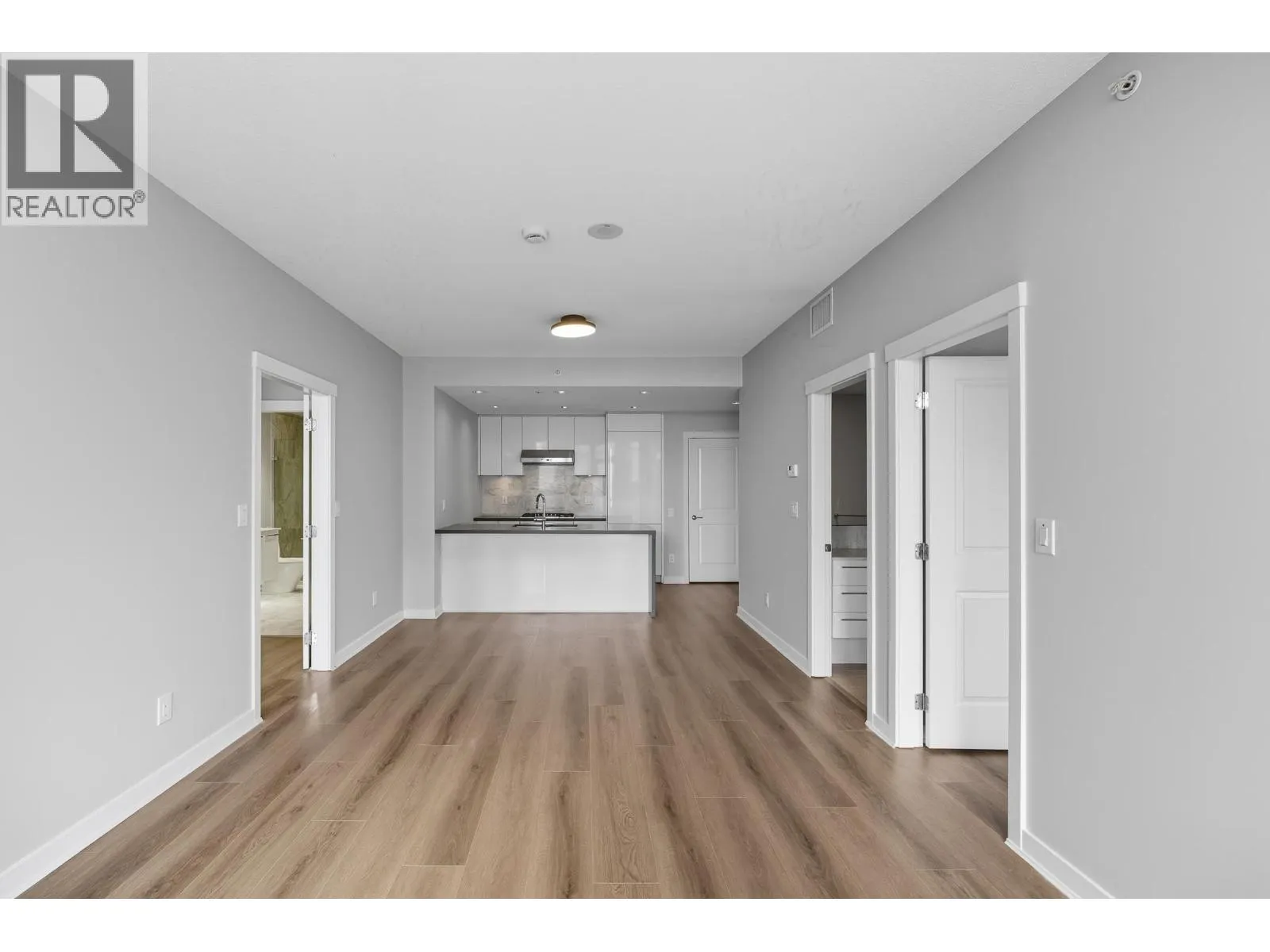 1906 5628 BIRNEY AVENUE