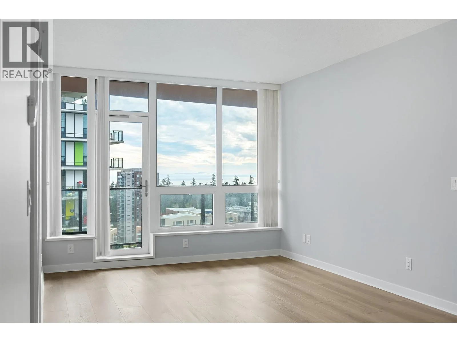 1906 5628 BIRNEY AVENUE
